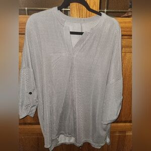 Womens Gray Raised Rib Tunic Top Shirt 3/4 Length Sleeves Oversized Small NWOT